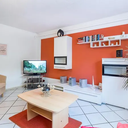 Grosse Mit Parkplatz Garten Und Terrasse Boltenhagen (Ostseebad)